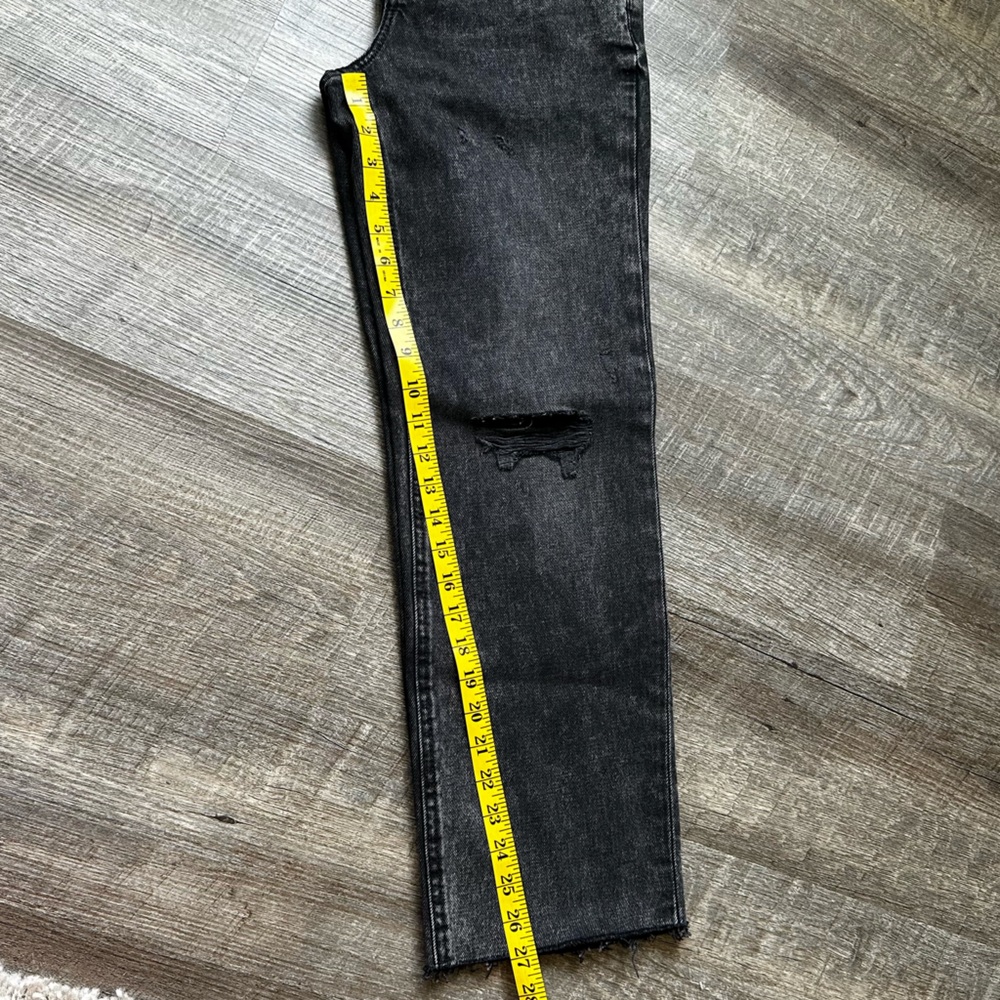 Express NWOT modern straight low rise black jeans women’s size 2 short - Picture 15 of 16